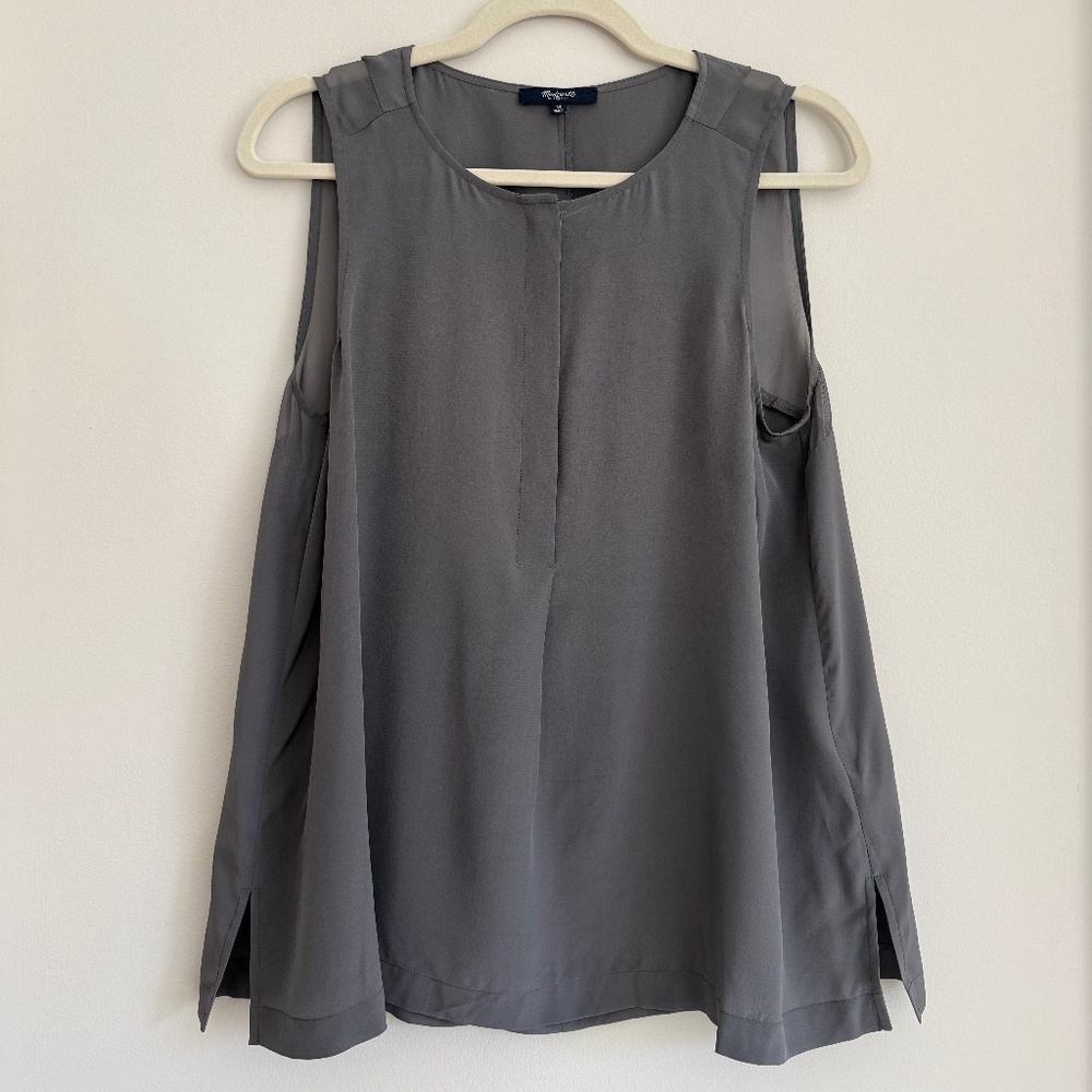 Madewell Grey 100% Silk Tent Top Blouse with Chiffon Shoulder Detail Size M
